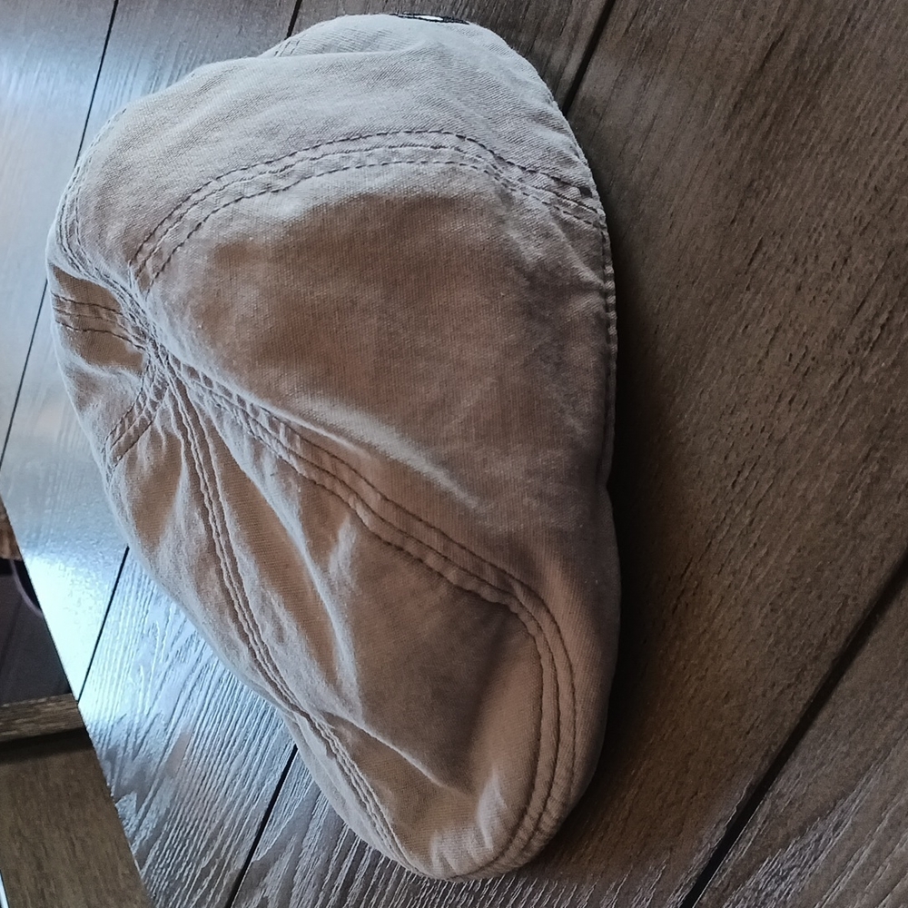 Men's Cap - Picture 2 of 4